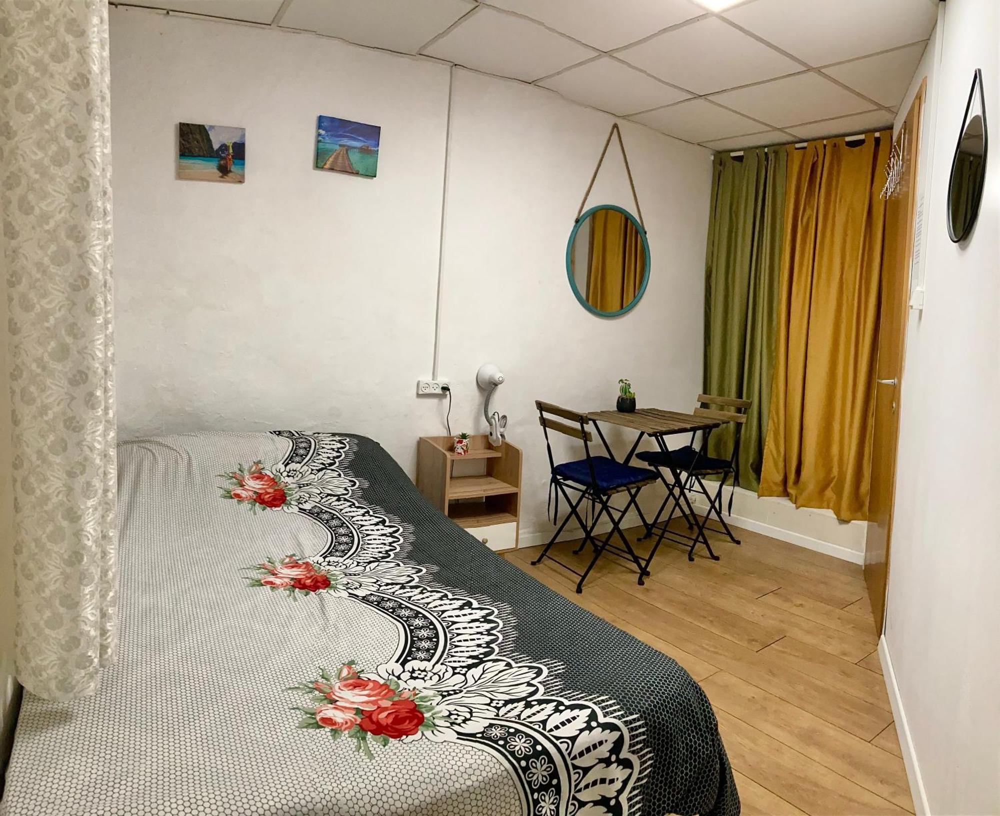 Guest house Dotan's Boutique - By The Beach! *